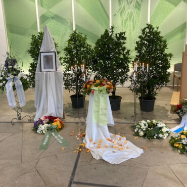 Beisetzung Bestattung Weigelt