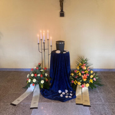 Urnenbeisetzung weigelt bestattungen